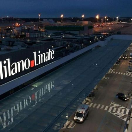 Linate Airport Elegant Suite,Tram 1 Minute Away Mediolan Zewnętrze zdjęcie