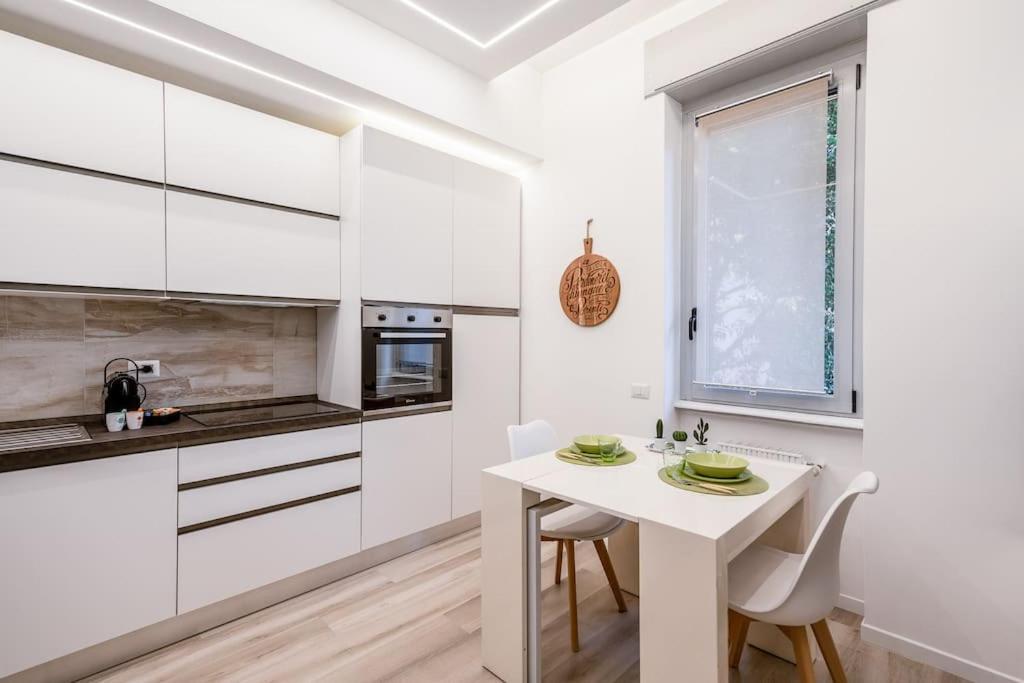 Linate Airport Elegant Suite,Tram 1 Minute Away Mediolan Zewnętrze zdjęcie