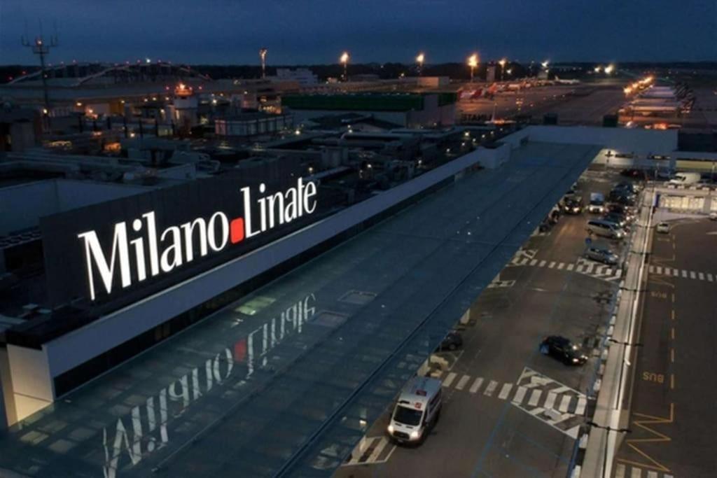 Linate Airport Elegant Suite,Tram 1 Minute Away Mediolan Zewnętrze zdjęcie
